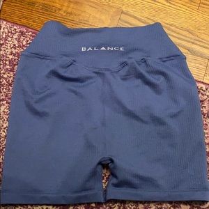 Balance Athletica linear calm short shorts. Large